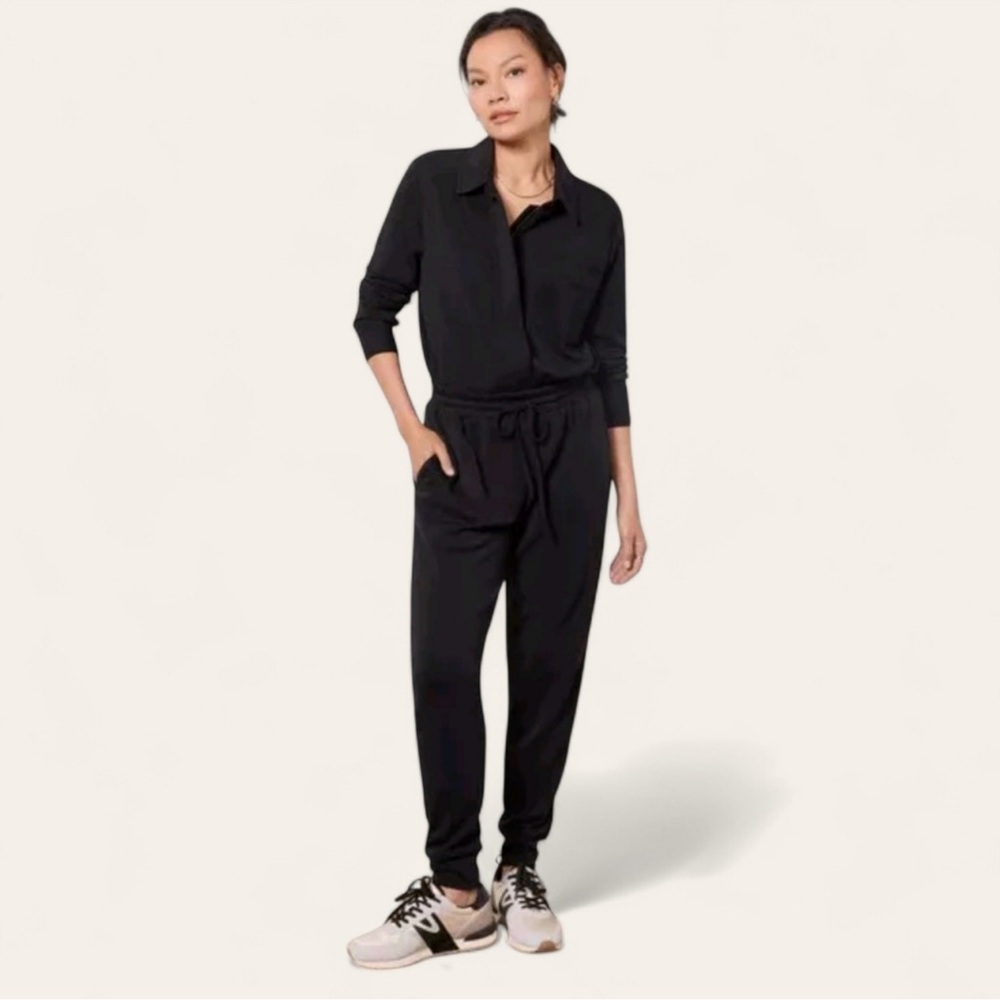 EVEREVE Myra Jogger Zip Front Jumpsuit Black Long Sleeve Size Small